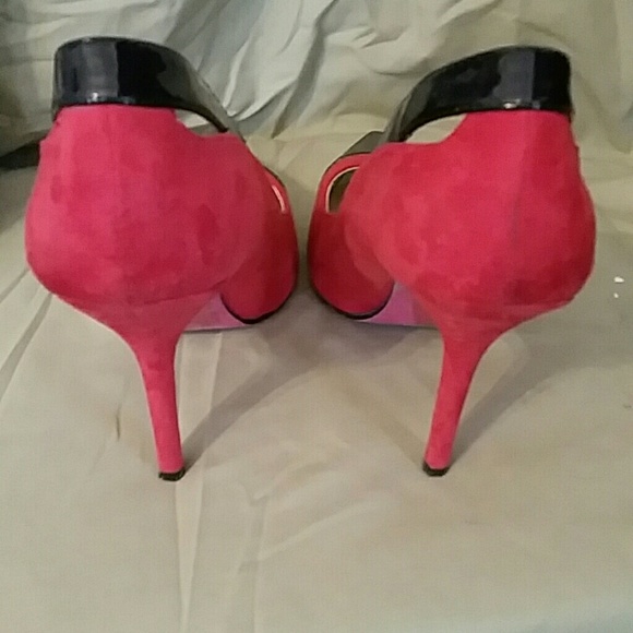 Pumps - Picture 3 of 3